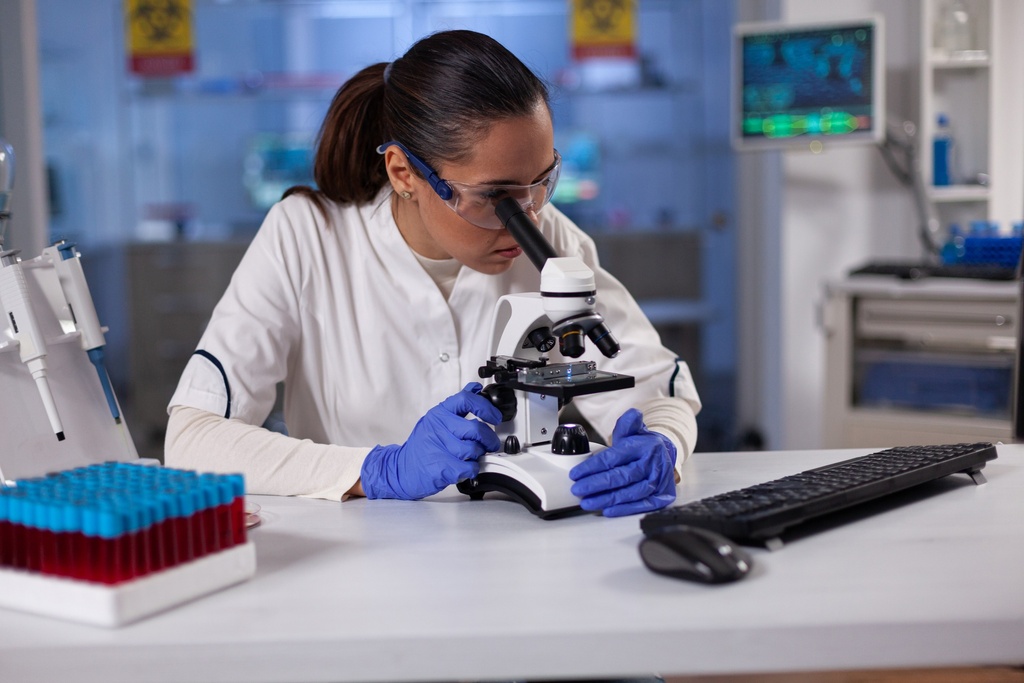 Carboxyl Polystyrene Blue Particles, 5%w/v, 0.2-0.29Âµm, 100mL   