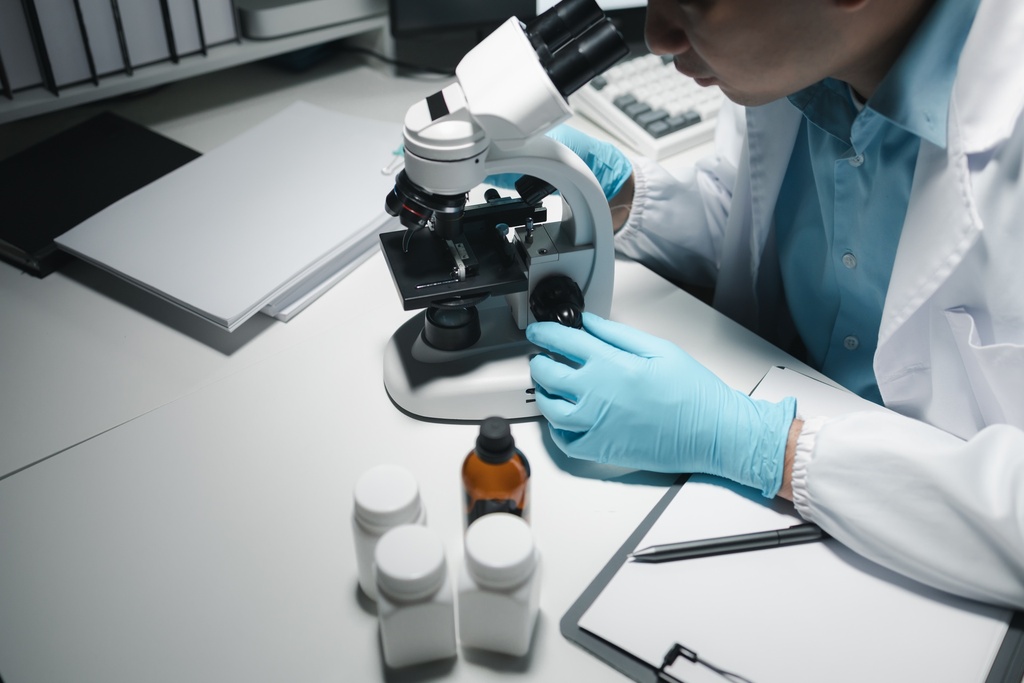 AAVS1 Safe Harbor Targeting Vector 2.0 - Reporter Knock-in Donor (AAVS1-SA-puro-MCS-GFP)   